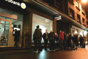 Panică la o bancă europeană: au fost retraşi 14 milioane de euro într-o singură zi