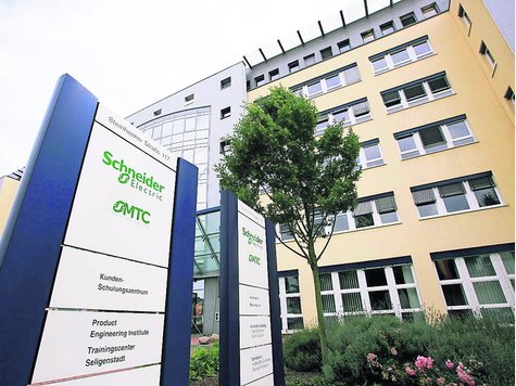 Schneider Electric a achiziţionat două companii franceze
