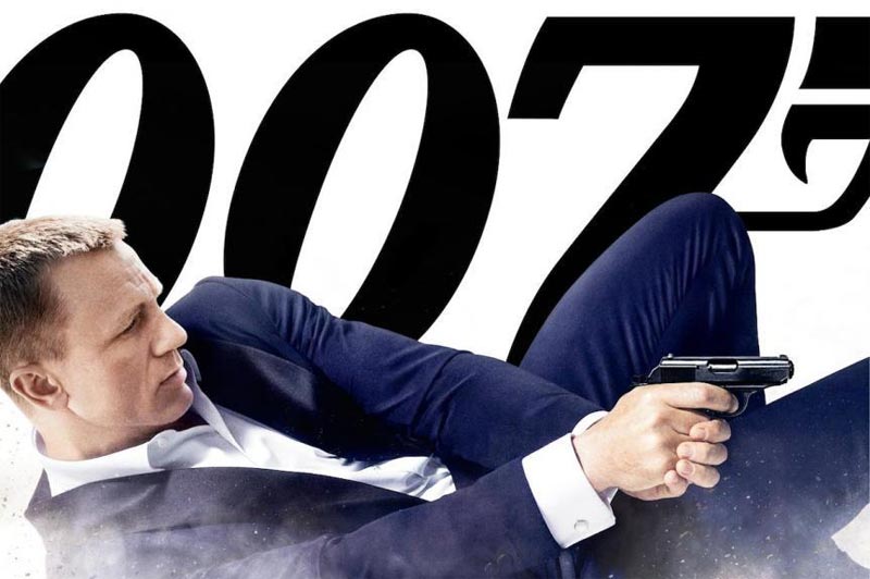 Skyfall, ultimul James Bond, ar putea avea încasări record în weekend, de 80 milioane dolari