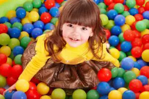 Stejarii Country Club va inaugura o zonă de entertainment si activități educative dedicată copiilor