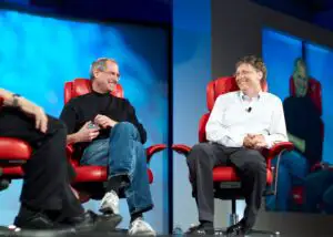Apple valorează mai mult decât Intel şi Microsoft la un loc