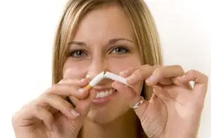 România: peste 20% dintre adolescenţii cu vârsta cuprinsă între 13 şi 15 ani fumează zilnic