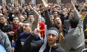Siria: Ziua se luptă cu arme, noaptea cu calculatoare