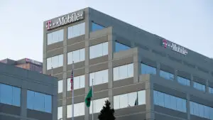 GTS pune bazele unui parteneriat cu T-Mobile pentru a oferi servicii mobile în Cehia