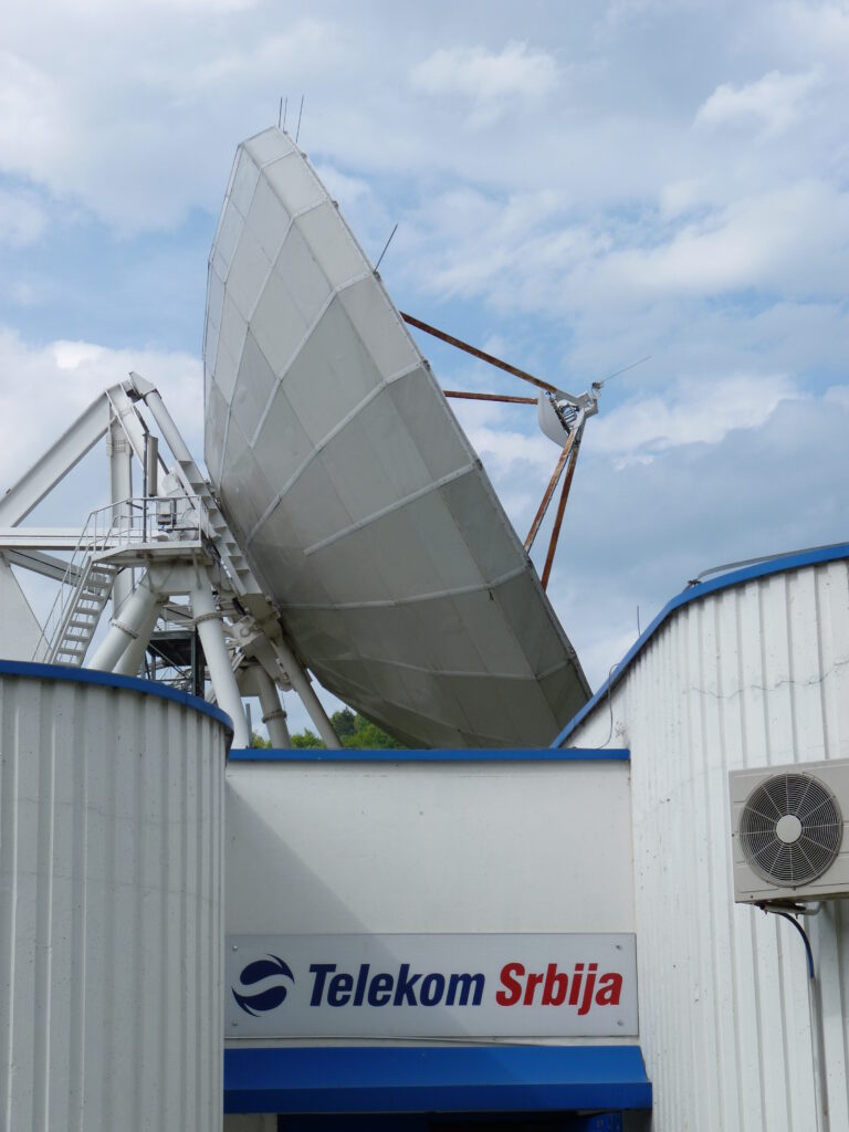 OTE renunţă la pachetul de 20% deţinut la Telekom Srbija