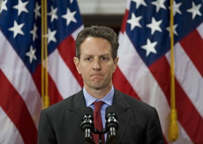Timothy Geithner: „Criza din Europa a depăşit momentul cel mai rău”