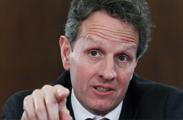 VIDEO Geithner: Federal Reserve  este prea apropiată de industria bancară