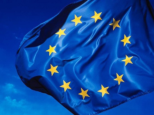 FT: Uniunea Europeană în fața unei noi forme de contagiune, practicile antidemocratice