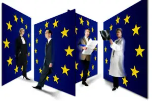 32,5 milioane de cetățeni ai UE trăiesc în altă țară decât cea de origine