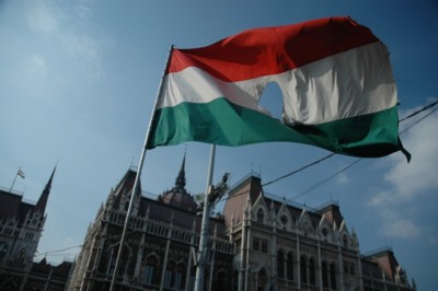 UE și FMI pun Ungaria la zid: ajutor financiar doar după garantarea independenţei Băncii Centrale