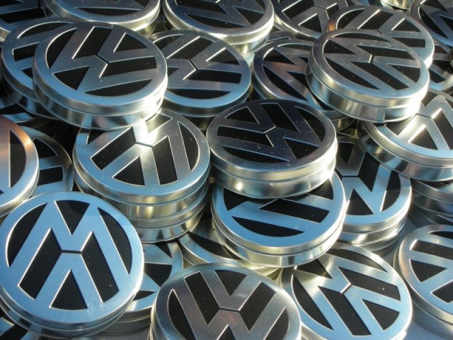 Criza din industria auto europeană se adâncește: liderul Volkswagen, sub presiune