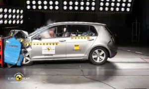 Mașină făcută de nemți: Vezi cât de sigur este VOLKSWAGEN GOLF 7