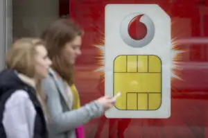 Vodafone, declin puternic al veniturilor din servicii