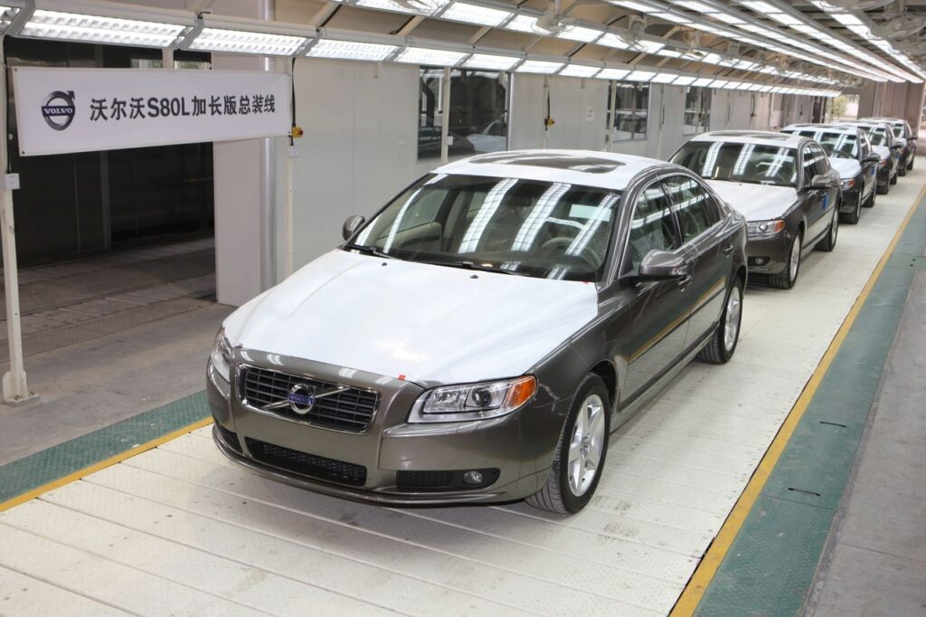 Volvo a început ofensiva în China. Trei uzine vor începe producția în doar câteva luni