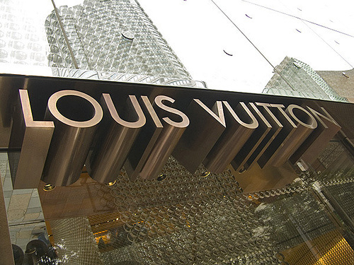 Louis Vuitton rămâne fără directorul artistic Marc Jacobs