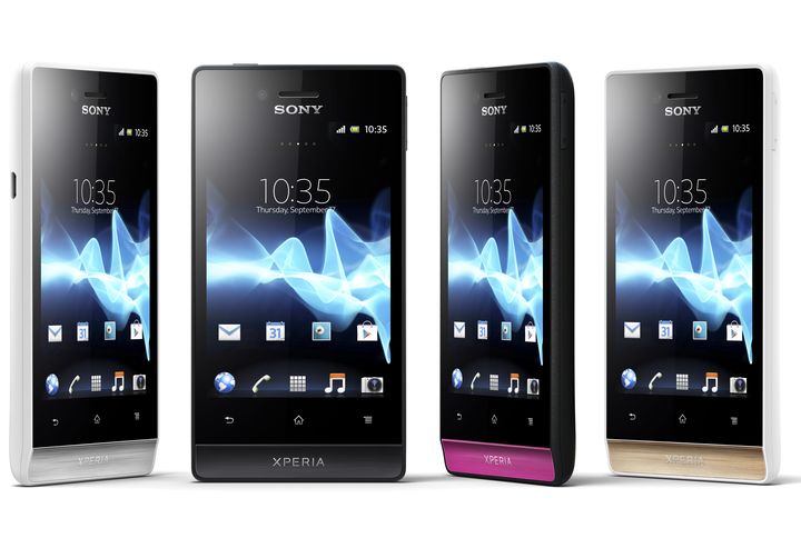 Sony Mobile lansează două noi smartphone-uri Xperia