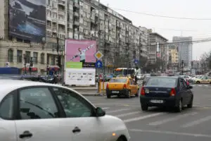 Liber la reclame în centrul Capitalei