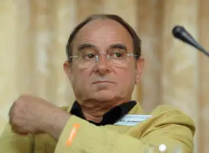 Ilie Şerbănescu: Clienţii băncilor nu au nicio şansă la proces