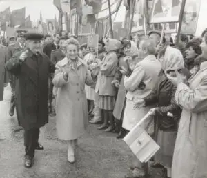 EFE: Românii duc dorul regimului CEAUȘESCU