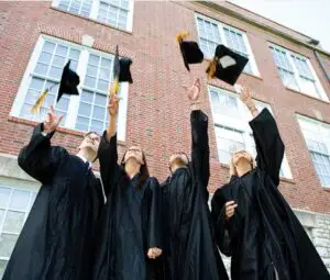 Care sunt facultățile care îți garantează un loc de muncă bine plătit  la absolvire