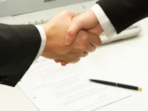 Persoanele care se ocupă de achiziţii publice vor trebui să urmeze cursuri de pregătire