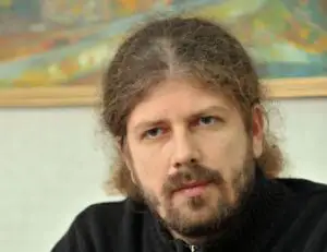 Remus Cernea s-a abţinut să voteze pentru buletinele de identitate cu cip