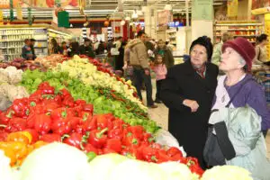 Deficitul României în comerţul cu produse agroalimentare a scăzut cu 29%, în primul trimestru