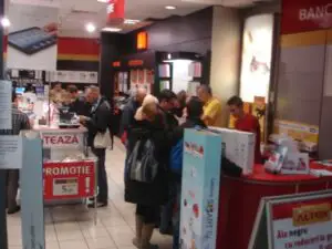Campania de reduceri de Black Friday continuă şi în weekend. AFLĂ UNDE