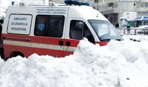 Aproximativ 1.000 de solicitări la Ambulanţă, în ultimele 24 de ore