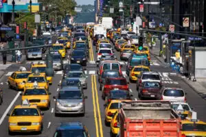 Economia americană a creat 244.000 de noi locuri de muncă în aprilie