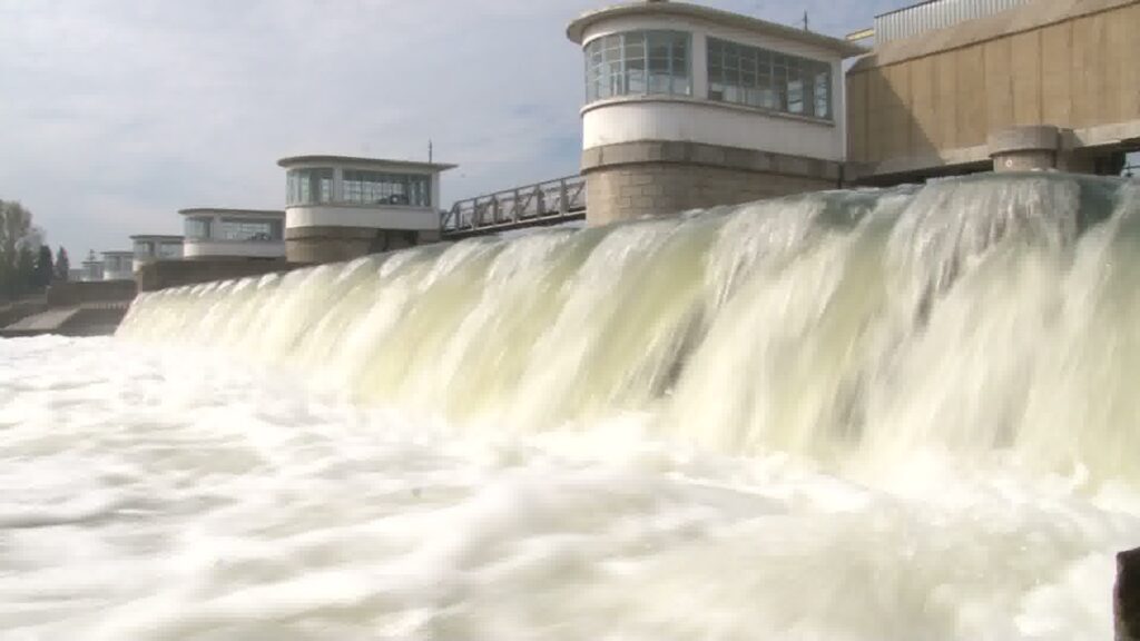 Apa Nova ajustează tarifele serviciilor de apă şi canalizare