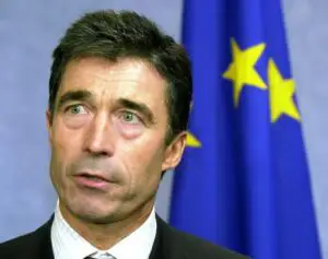 Secretarul general al NATO vine luni în România