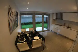 Chiriaşii vor apartamente decomandate, utilate şi cu mobilier nou care să nu depăşească 300 de euro