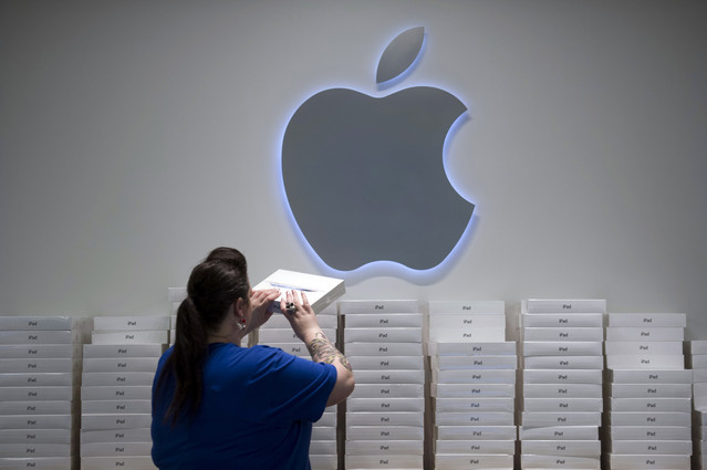 Apple va plăti primele dividende după o pauză de 17 ani