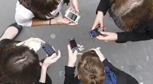 Franţa speră să obţină 2,33 miliarde dolari din atribuirea frecvenţelor de telefonie 4G