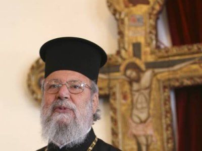 Impozitarea depozitelor bancare: Liderul Bisericii Ortodoxe din Cipru a cerut ca ţara să părăsească zona euro