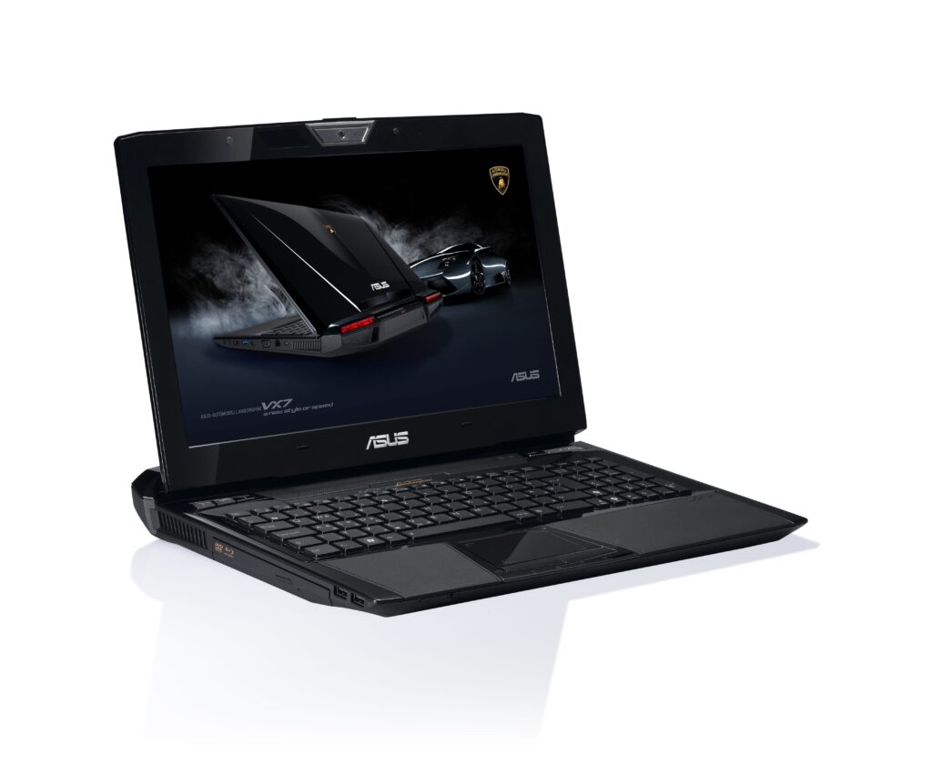 Asus a lansat în România cel mai puternic laptop al său, Lamborghini VX7