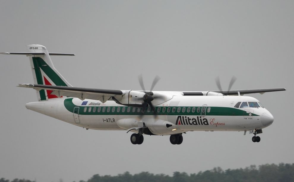 Alitalia a suspendat zborurile Roma-Pisa şi Roma-Bologna efectuate cu aeronave ATR închiriate de la Carpatair