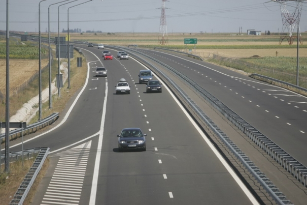 Toate proiectele de autostrăzi vor fi certificate de auditori de siguranţă rutieră