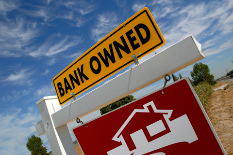 Cine plăteşte pentru criza imobiliară? Americanii se gândesc să pună băncile să-şi răscumpere păcatele
