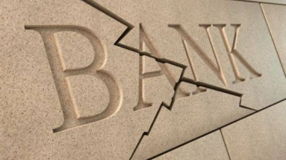 Comisia propune o autoritate şi un fond unic pentru lichidarea băncilor în dificultate