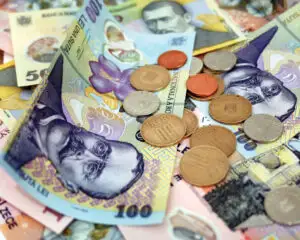 Câştigul salarial mediu net a crescut cu 8,7% în luna august