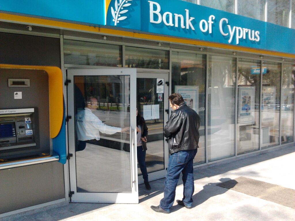 Restructurarea Bank of Cyprus se va încheia la sfârşitul acestei luni