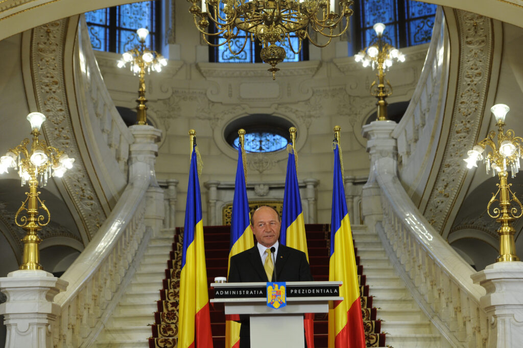 Preşedintele României a fost suspendat. Referendumul va avea loc pe 29 iulie