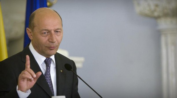 Un virus vine cu Antena 3: Traian Băsescu demisionează