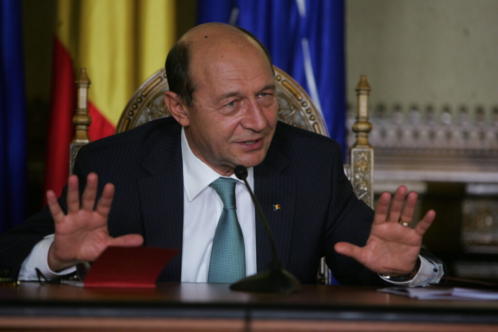 Băsescu: „Anul acesta, România nu are nevoie în mod cert de niciun euro de la FMI sau de la UE”