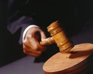 Petroliştii pierd pe bandă rulantă procesele cu Consiliul Concurenţei