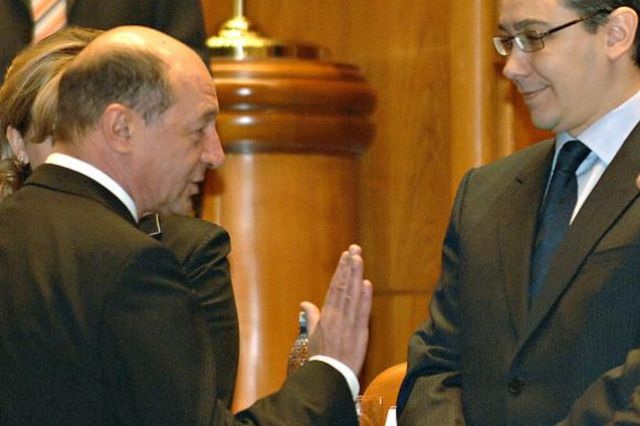 Băsescu se consultă luni cu partidele parlamentare, în vederea desemnării premierului