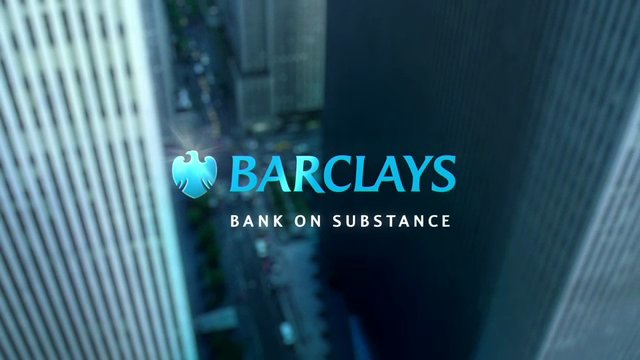 Peste 500 de angajaţi ai RBS şi Barclays au primit salarii de peste un milion de lire sterline în 2012