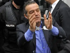 George Becali află azi dacă îi va fi întreruptă pedeapsa cu închisoarea